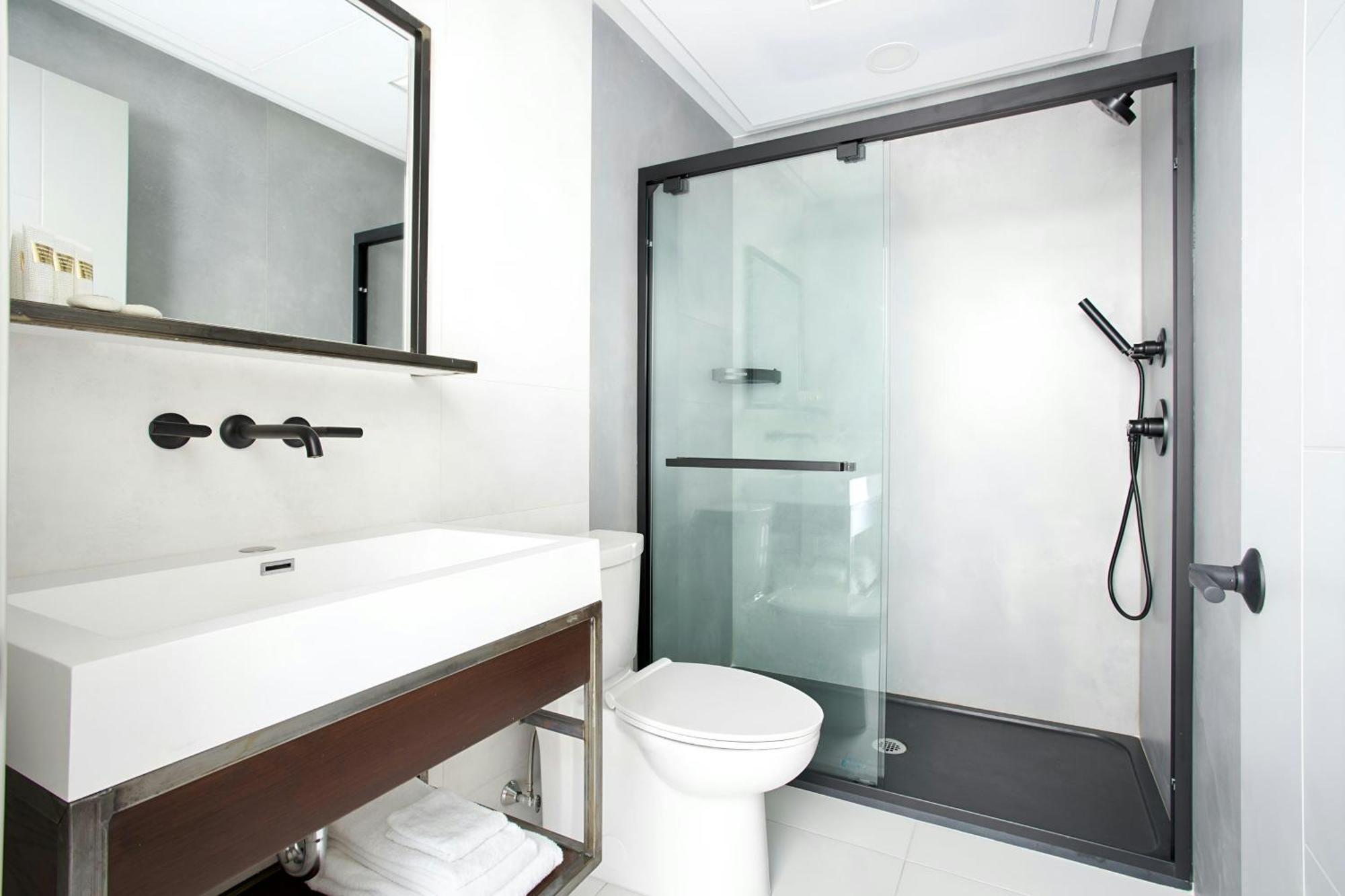 The Queen Hotel Queen Village, Sonder By Marriott Bonvoy 4*
